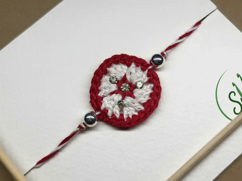 HaloRed Rakhi
